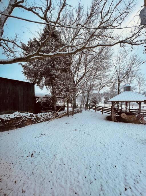 Bourbon Trail Cabin On The Farm Lawrenceburg Extérieur photo